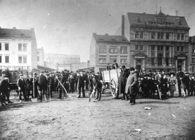 historie, historick foto - slavnostn vkop pi stavb Mstskho divadla rok 1908